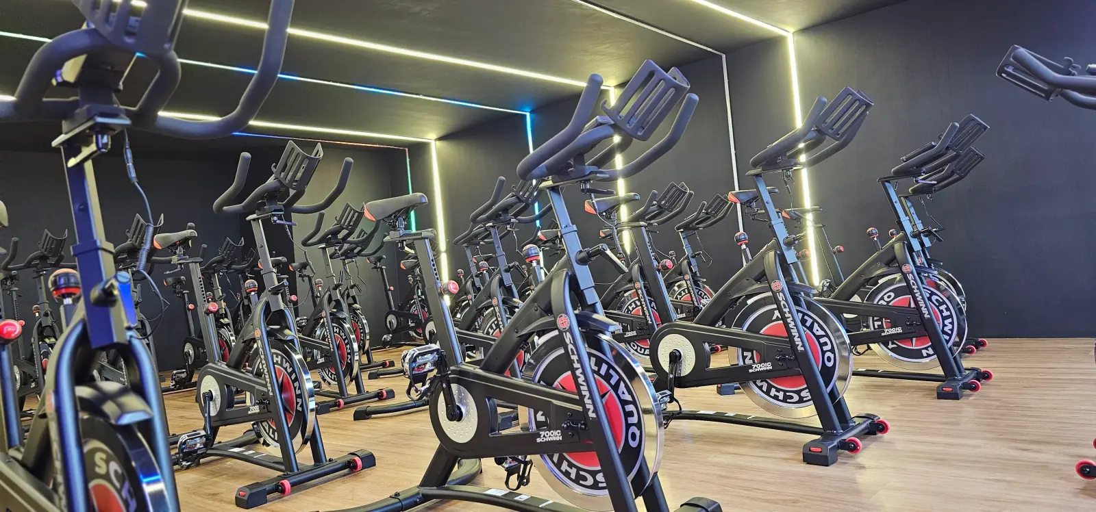 Sala de spinning climatizada